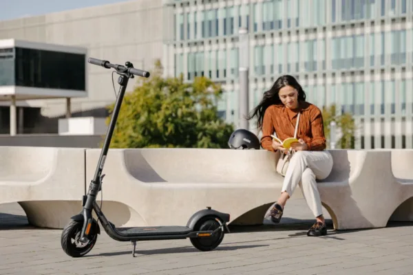 Segway Ninebot F2 E elektritõukeratas elektrilised tõukerattad elektritõukerattad elektritõuks