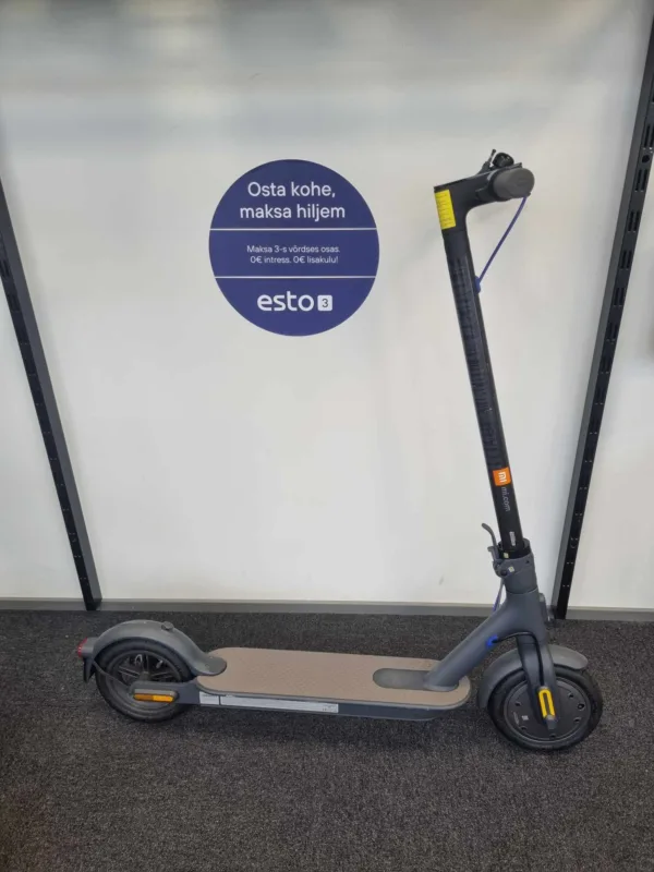 kasutatud elektritõukeratas xiaomi mi electric scooter 3 must hall versioon uus elektroonika paigaldatud 4